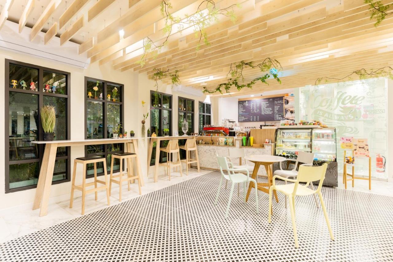 Ozone Hotel Samyan Bangkok Exteriör bild